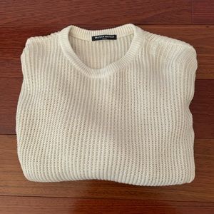 Brandy Melville Super Soft Cream Sweater